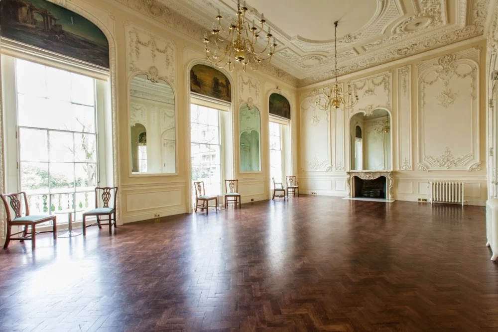 10-11 Carlton House Terrace