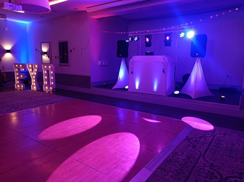 Dance Off Mobile DJs