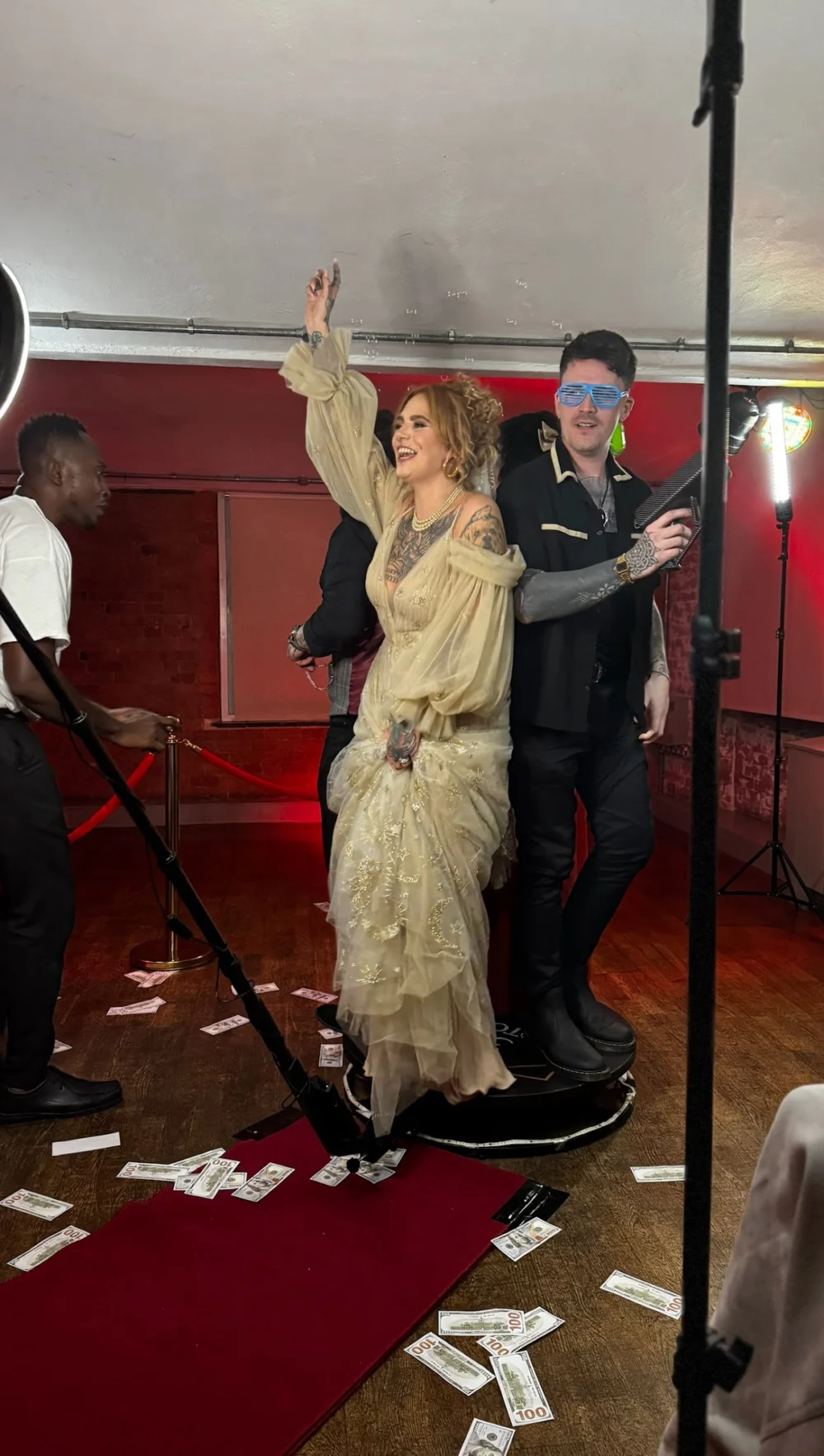 E & R 360 Photo Booths