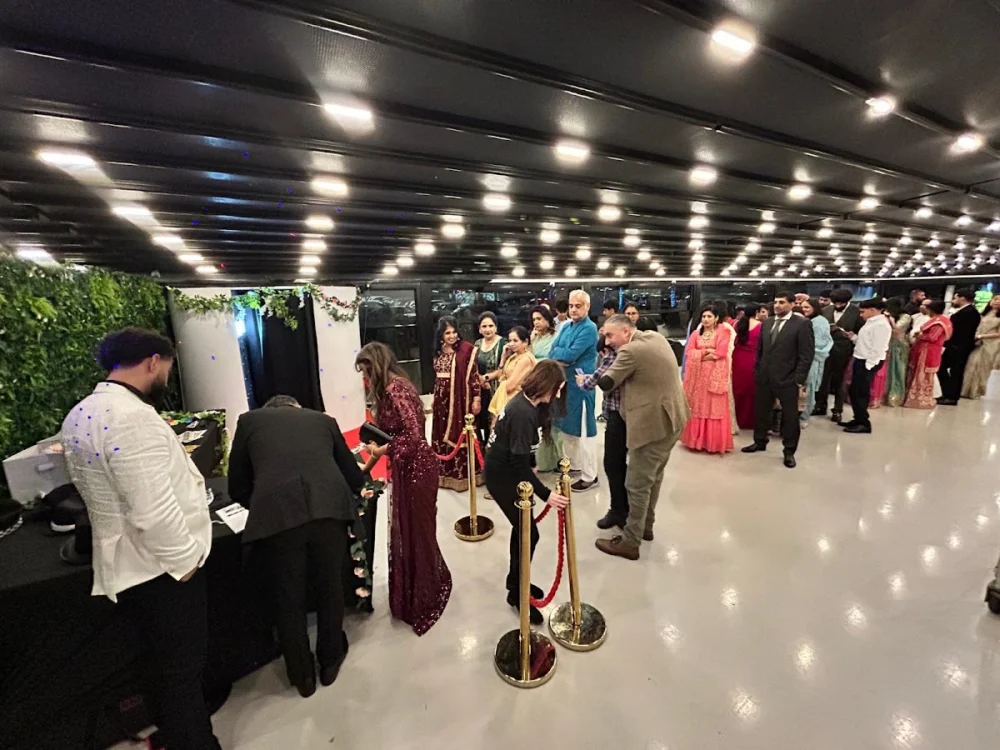 EEBOOTHS (Photo Booth Hire)