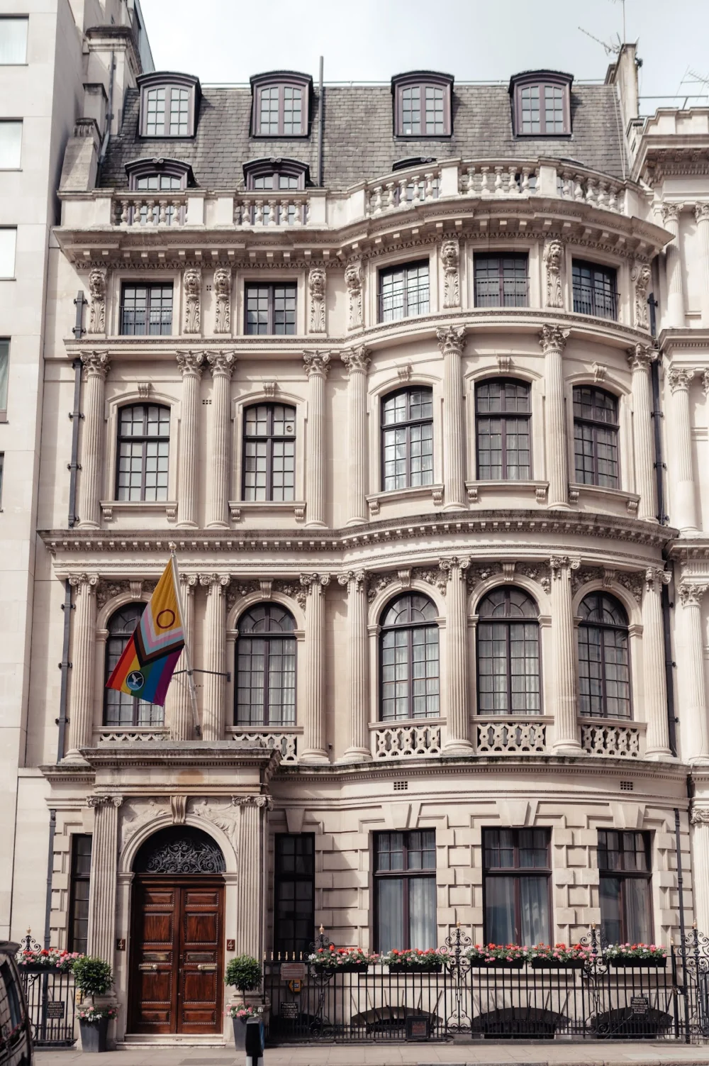 No.4 Hamilton Place