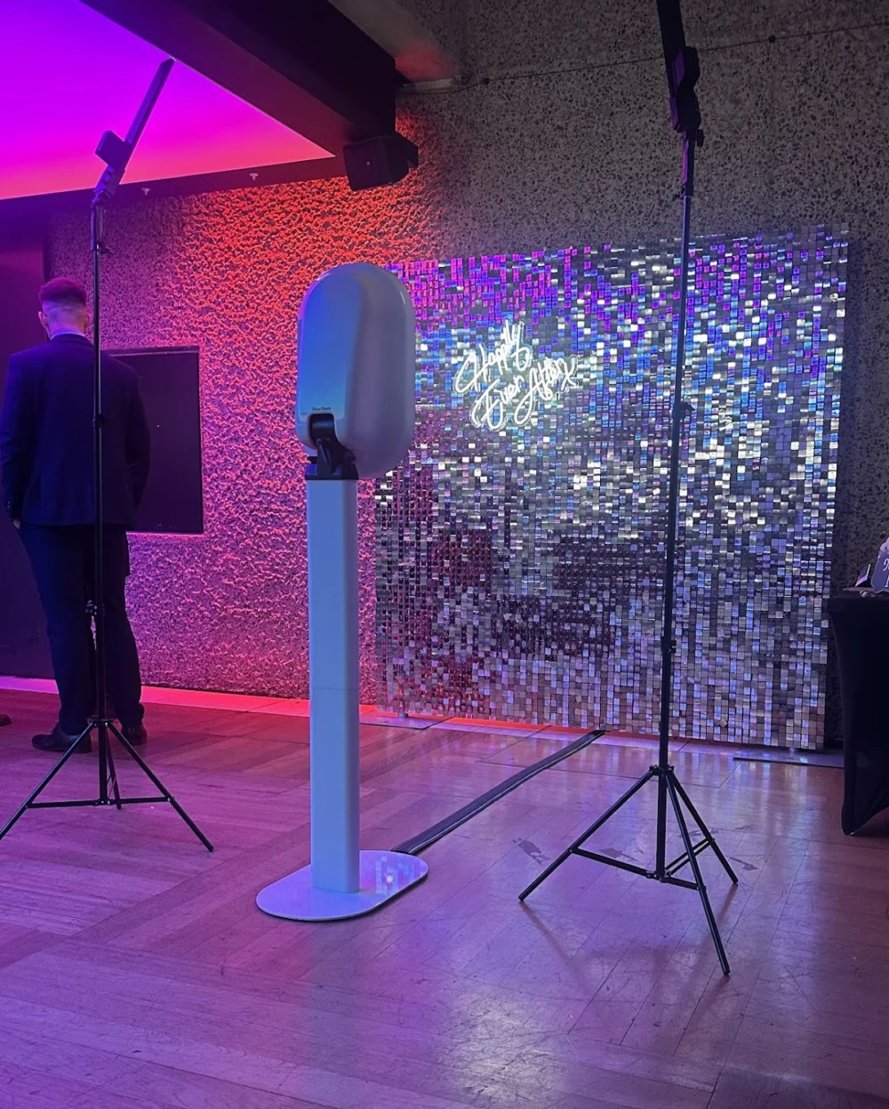 ShineBooth
